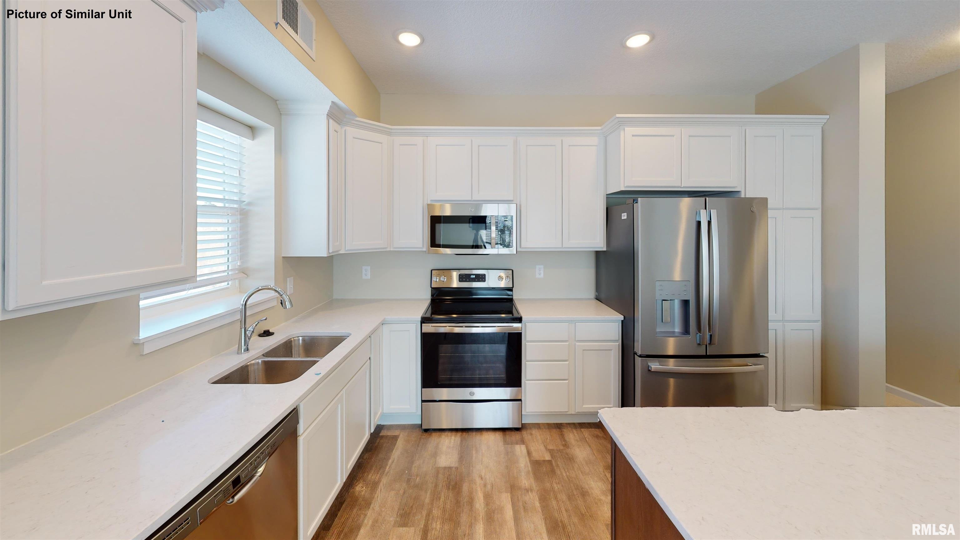 2592 Middle Road, Unit 121 Bettendorf, IA 52722 - Photo 1 of 12 Gallery Image 1