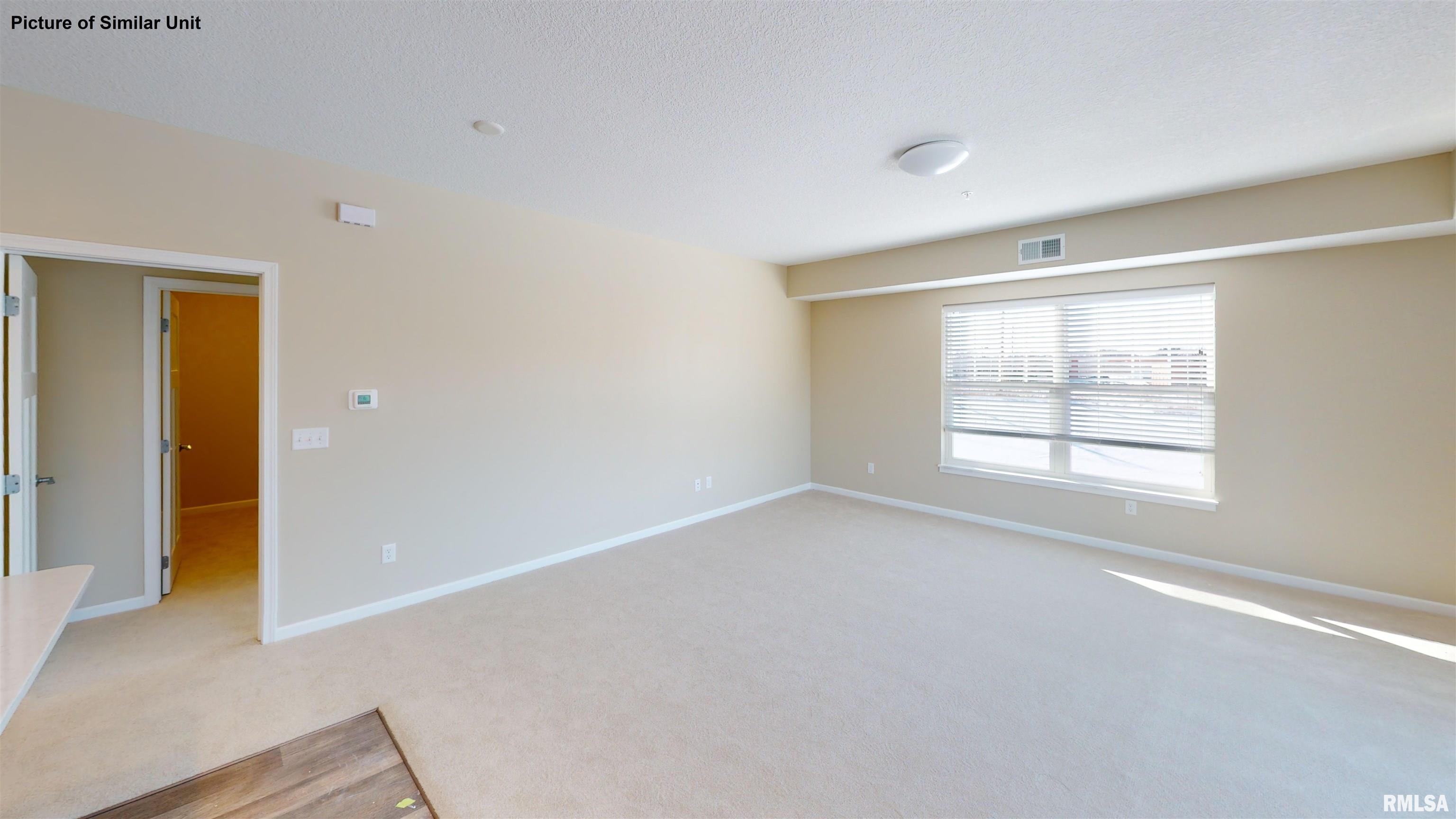 2592 Middle Road, Unit 121 Bettendorf, IA 52722 - Photo 8 of 12 Gallery Image 8