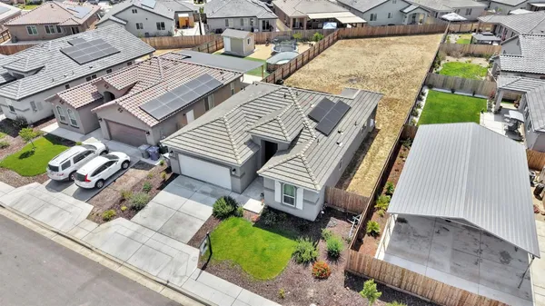 $435,000 | 1148 Summit Drive, Madera, CA 93638