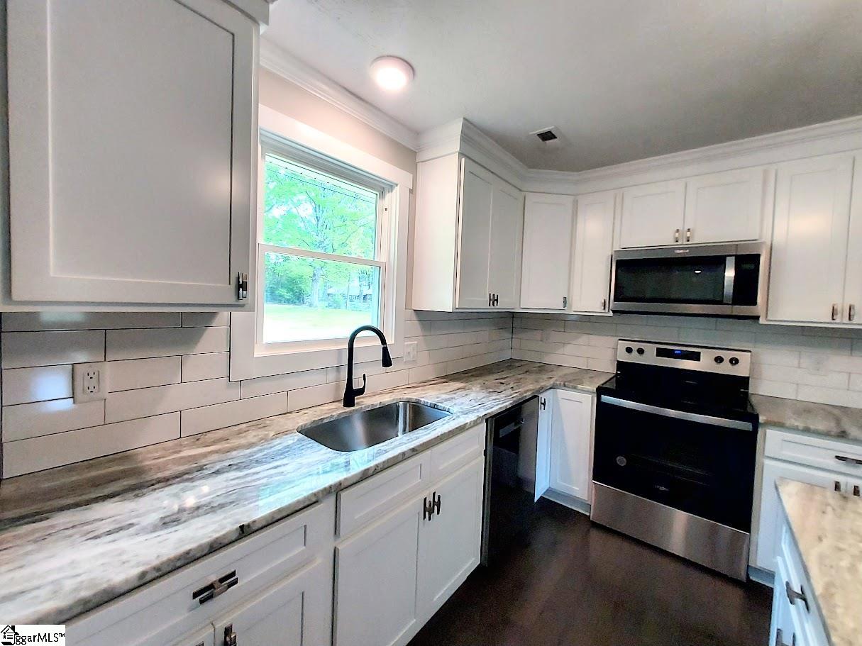 202 Lewis Road Williamston, SC 29697 - Photo 13 of 31