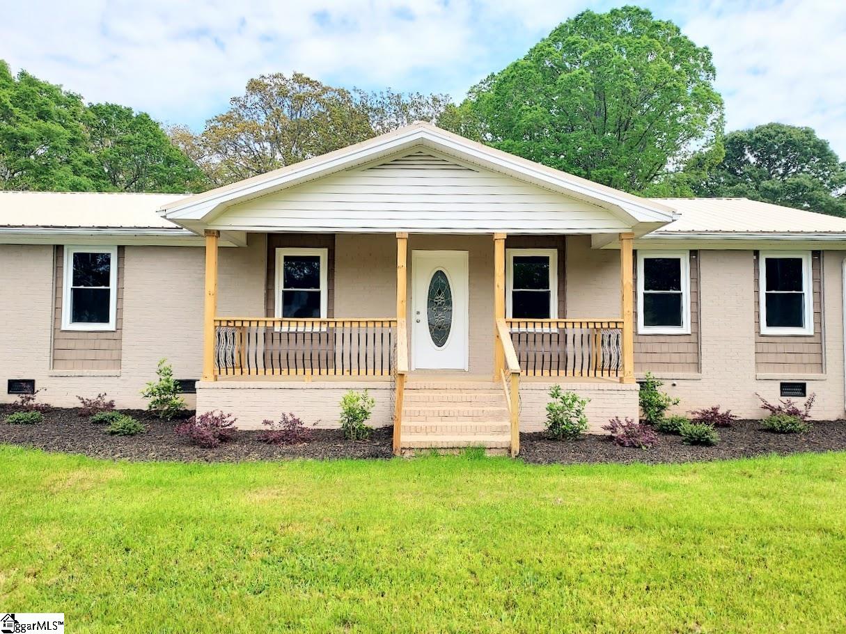 202 Lewis Road Williamston, SC 29697 - Photo 4 of 31
