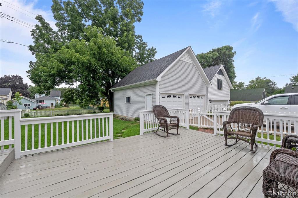 224 Pleasant Street Romeo, MI 48065 - Photo 4 of 36
