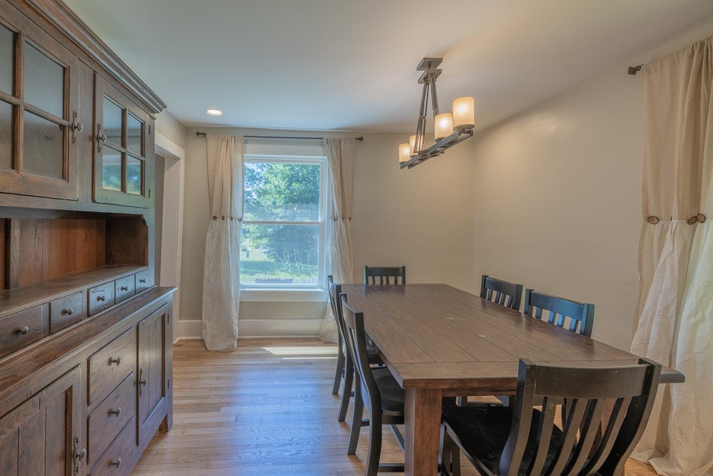 31232 Hollyfield Road Damascus, VA 24236 - Photo 14 of 46 Gallery Image 14