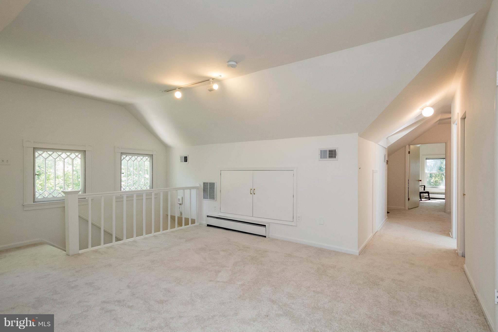 6012 Terrace Road Baltimore, MD 21209 - Photo 22 of 29