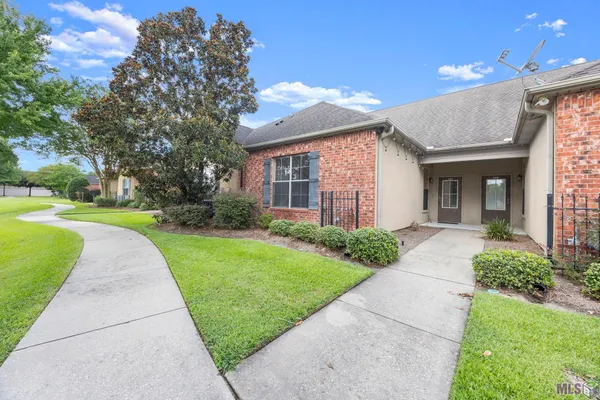 $186,500 | 809 Summer Breeze Drive, Unit 1405, Baton Rouge, LA 70810