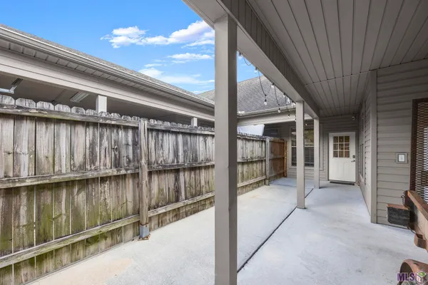 $186,500 | 809 Summer Breeze Drive, Unit 1405, Baton Rouge, LA 70810