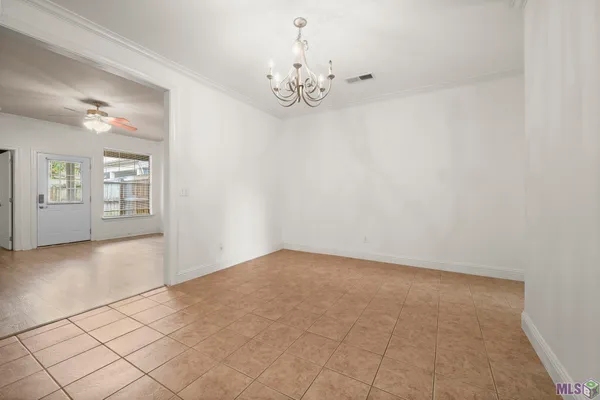 $186,500 | 809 Summer Breeze Drive, Unit 1405, Baton Rouge, LA 70810