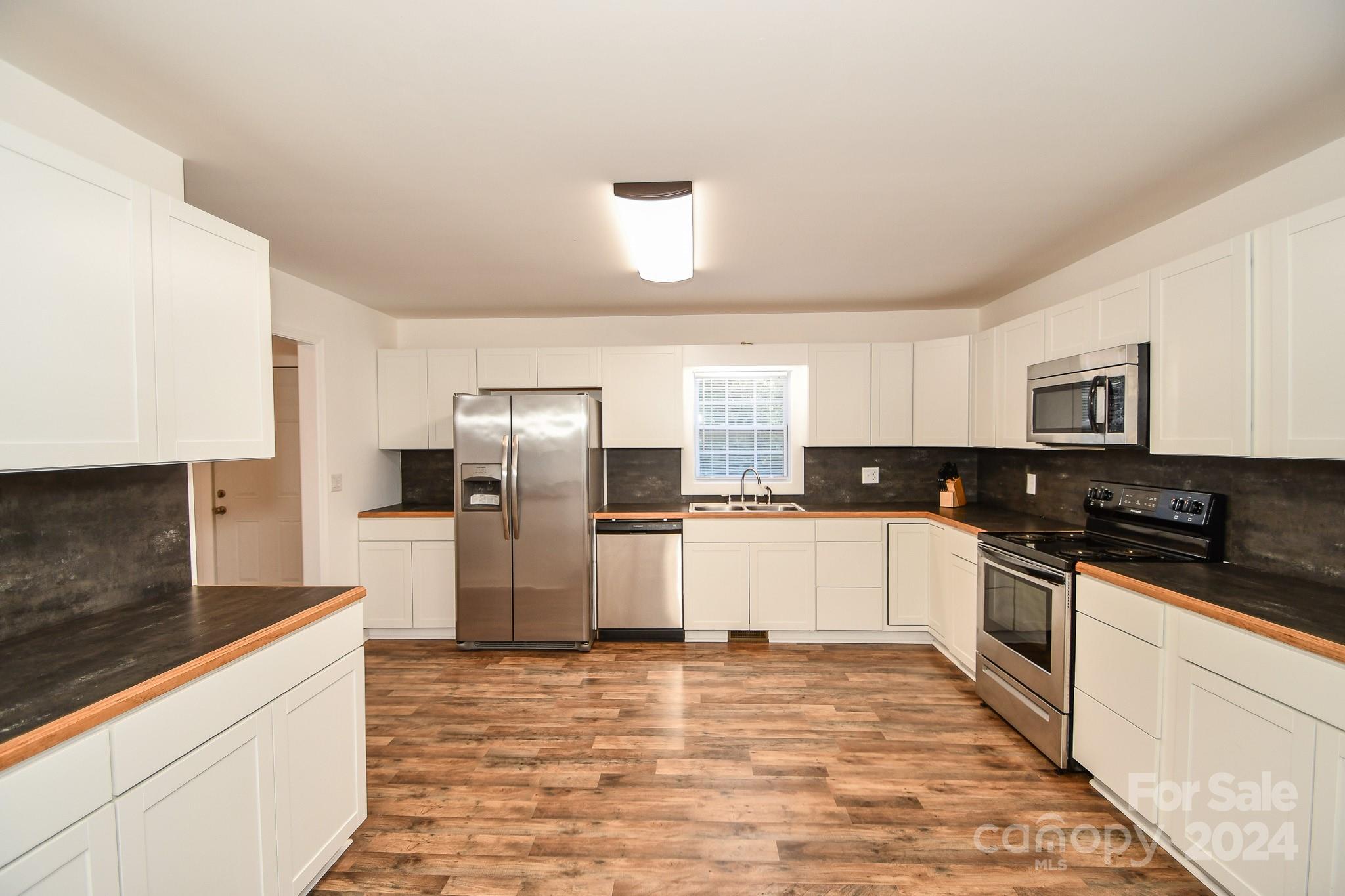 68 Robert Funderburk Road Pageland, SC 29728 - Photo 8 of 18
