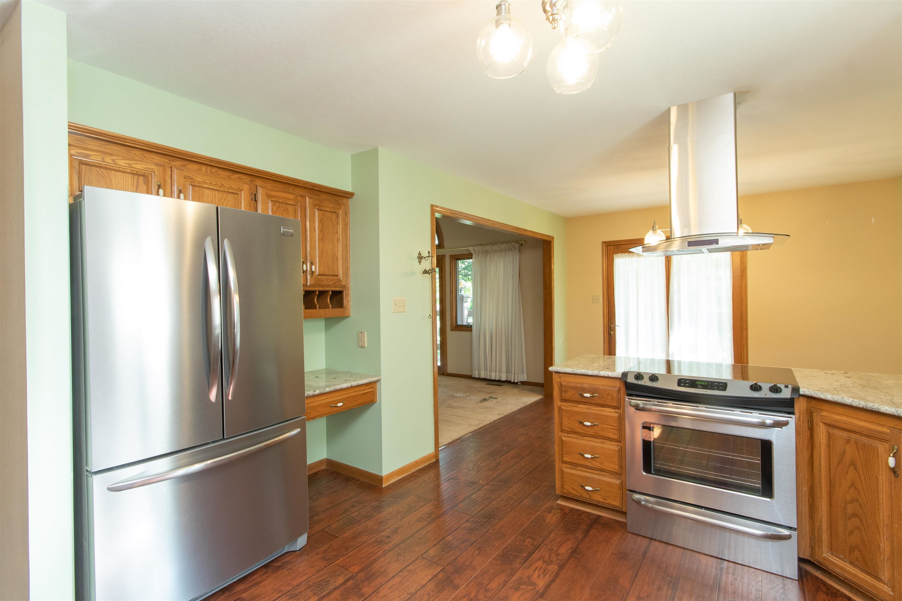 909 North Maize Road Wichita, KS 67212 - Photo 14 of 36