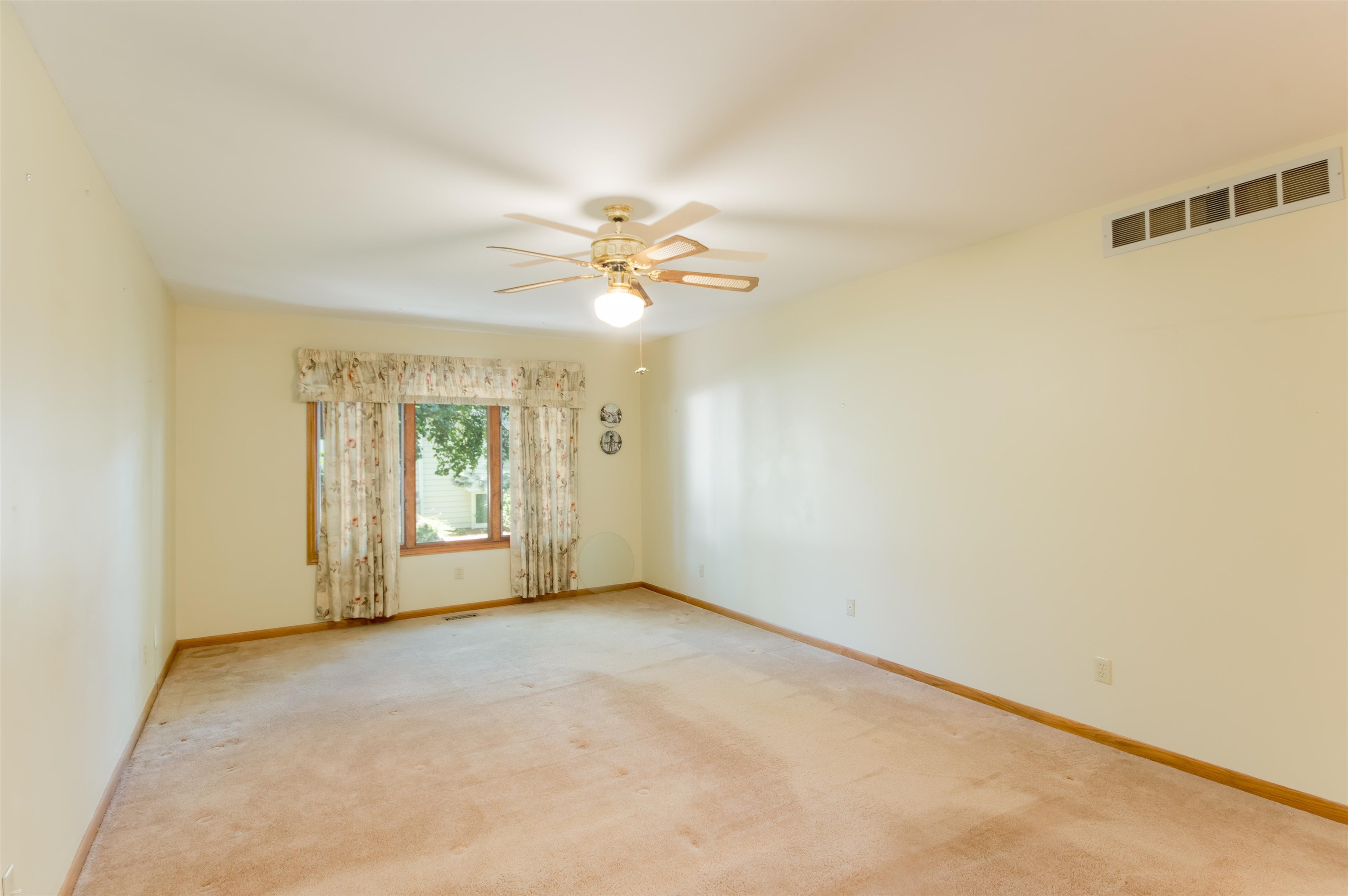 909 North Maize Road Wichita, KS 67212 - Photo 16 of 36