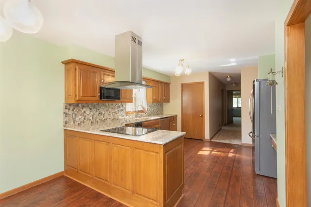 $285,000 | 909 North Maize Road, Wichita, KS 67212