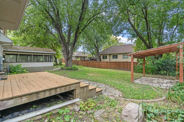 $499,900 | 212 Birchwood Drive, Stillwater, MN 55082