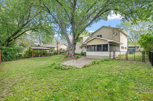 $499,900 | 212 Birchwood Drive, Stillwater, MN 55082