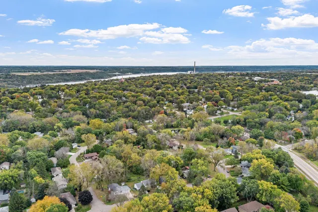 $499,900 | 212 Birchwood Drive, Stillwater, MN 55082