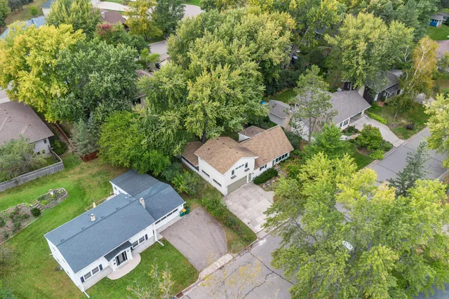 $499,900 | 212 Birchwood Drive, Stillwater, MN 55082