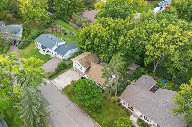 $499,900 | 212 Birchwood Drive, Stillwater, MN 55082