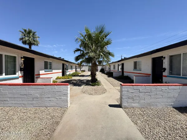 $999 | 1342 East Willetta Street, Unit 8, Phoenix, AZ 85006