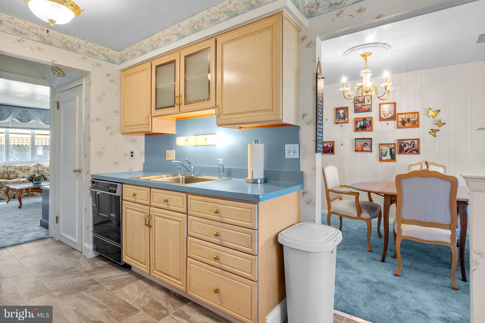 132 Hickory Hill Road Philadelphia, PA 19154 - Photo 11 of 29 Gallery Image 11