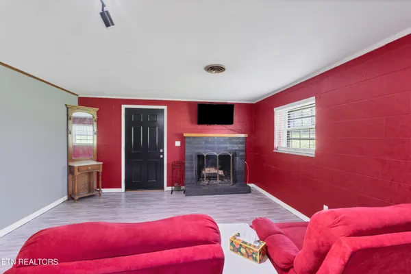 $369,900 | 898 West Cunningham Street, Alcoa, TN 37701
