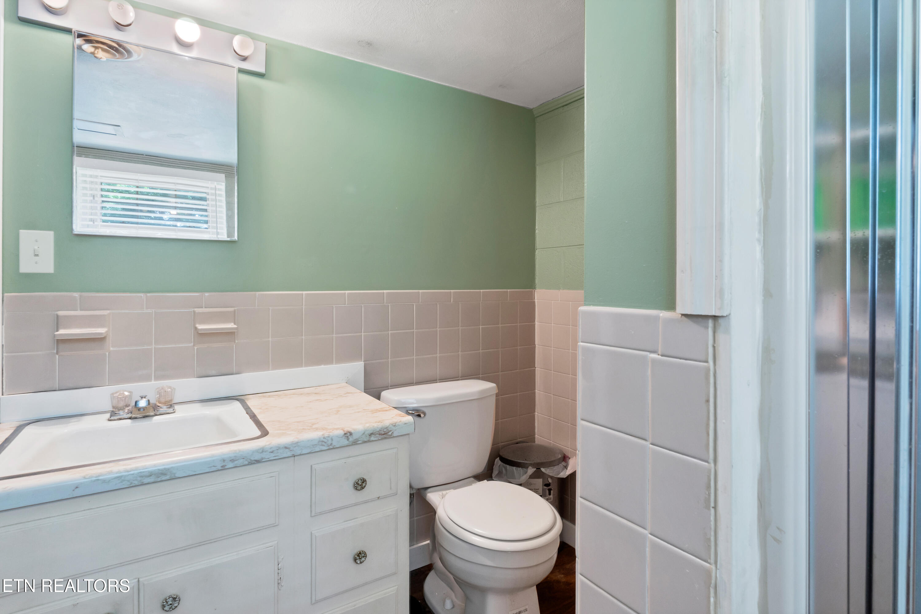 898 West Cunningham Street Alcoa, TN 37701 - Photo 15 of 35 DSC08691