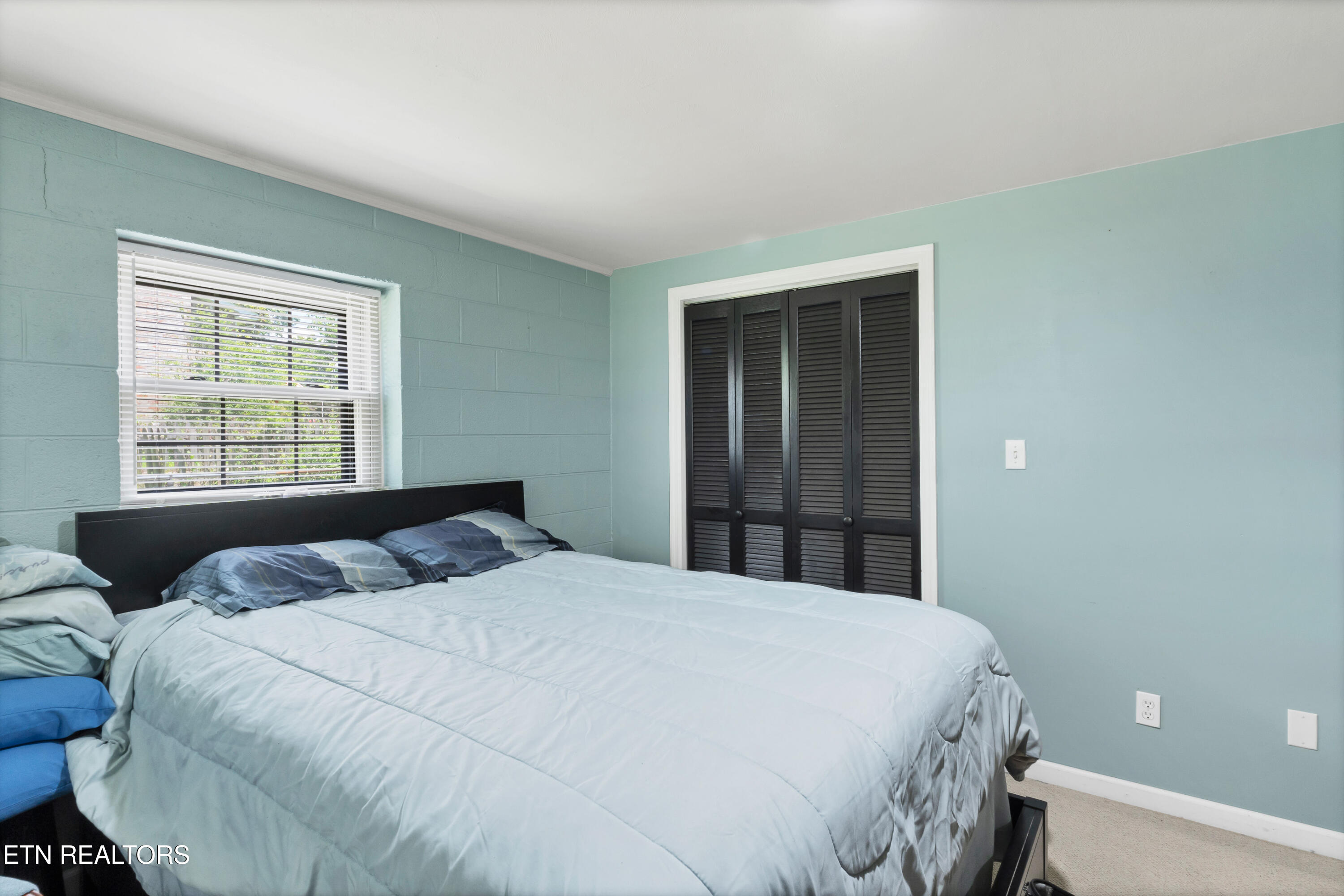 898 West Cunningham Street Alcoa, TN 37701 - Photo 17 of 35 DSC08701