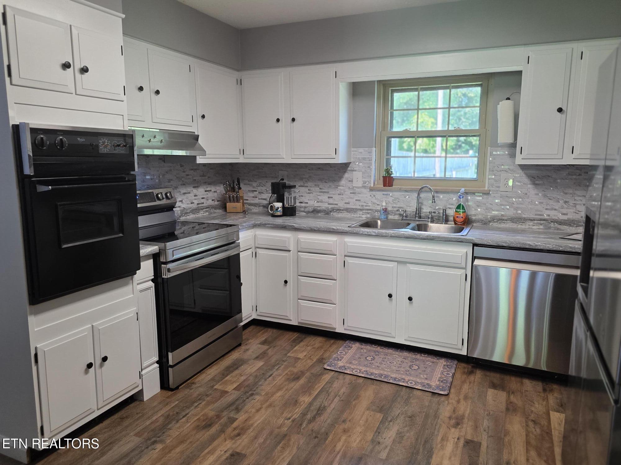 898 West Cunningham Street Alcoa, TN 37701 - Photo 9 of 35 new cunningham