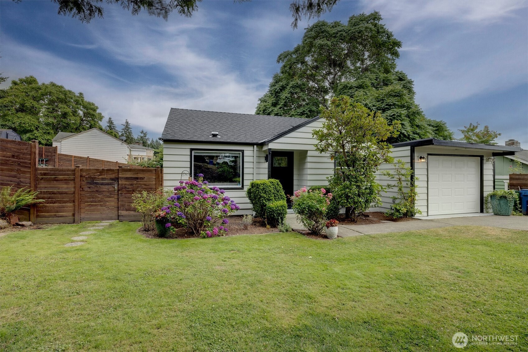 555 Windsor Place Northeast Renton, WA 98056 - Photo 18 of 38