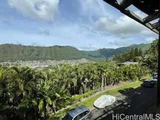 $995,000 | 3249 Beaumont Woods Place, Honolulu, HI 96822