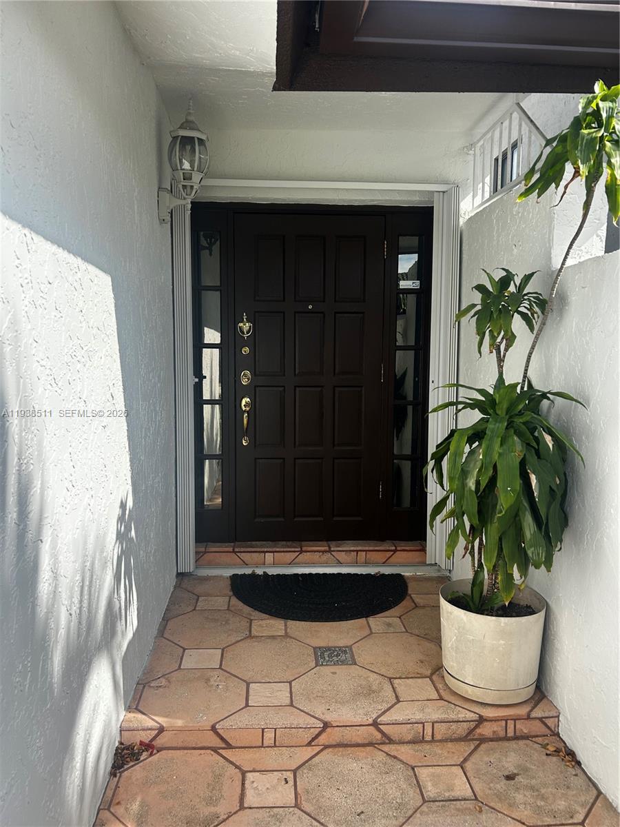 461 Southwest 89th Court Miami, FL 33174 - Photo 2 of 28