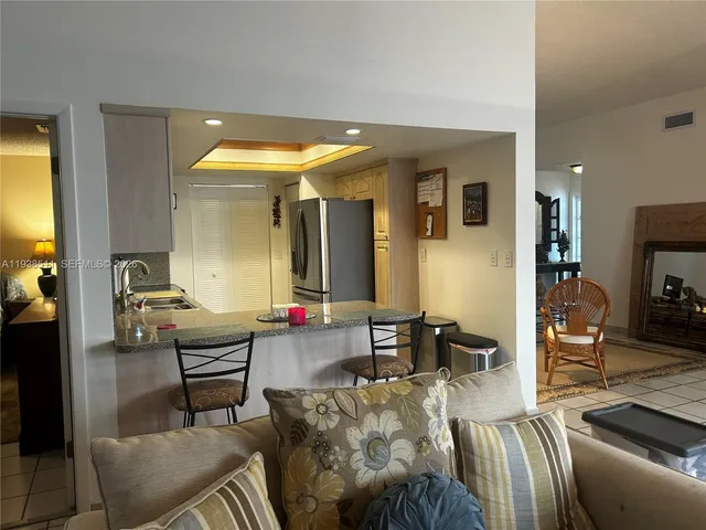 $674,900 | 461 Southwest 89th Court, Miami, FL 33174