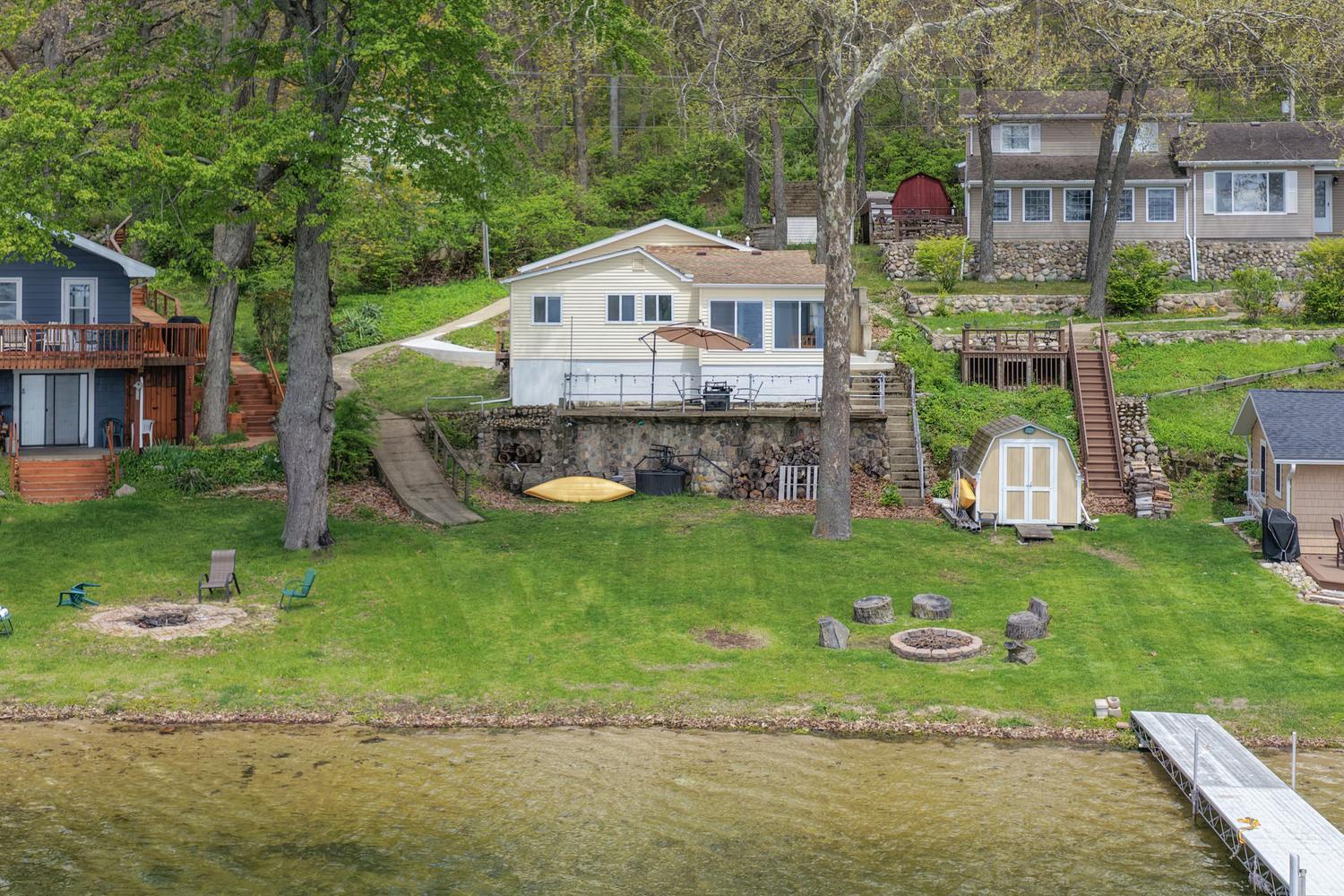 58484 E Clear Lake Rd Three-large-001-02