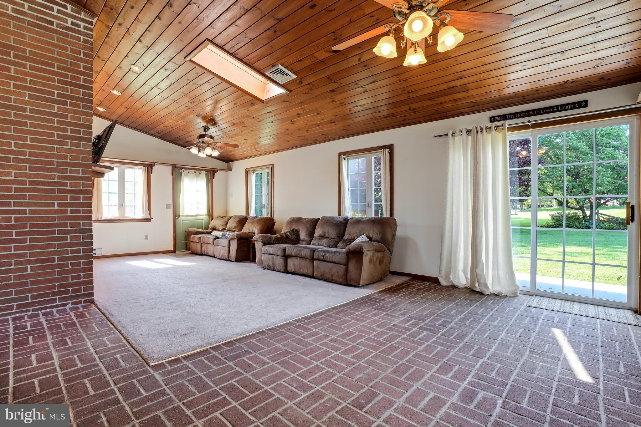 1322 Birch Road Lebanon, PA 17042 - Photo 6 of 27 Gallery Image 6