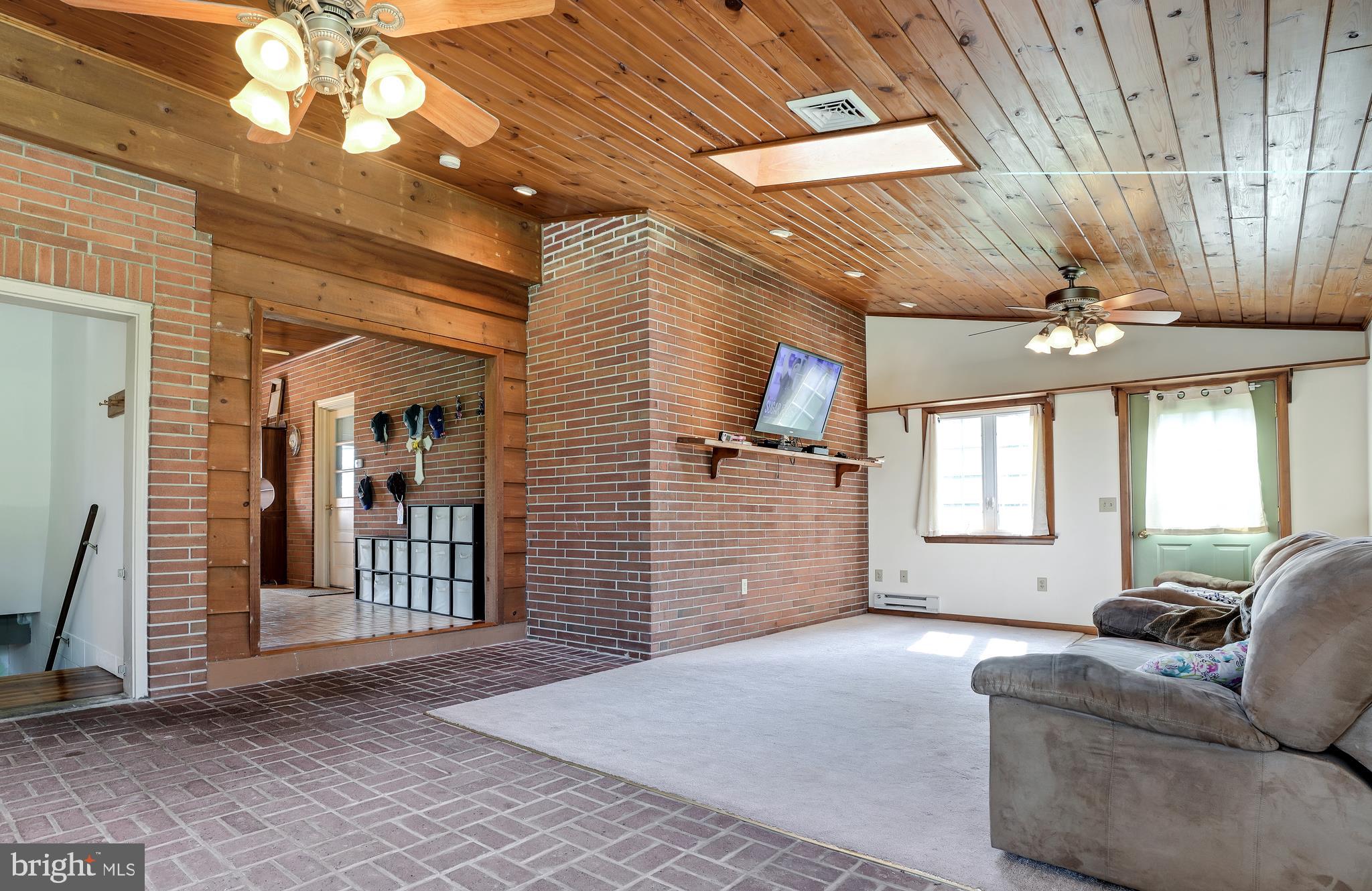 1322 Birch Road Lebanon, PA 17042 - Photo 7 of 27 Gallery Image 7