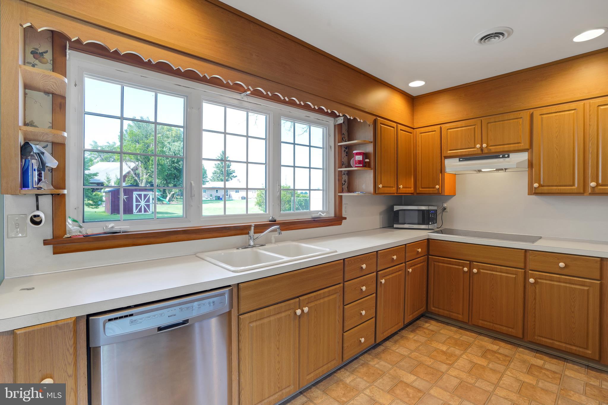 1322 Birch Road Lebanon, PA 17042 - Photo 9 of 27 Gallery Image 9
