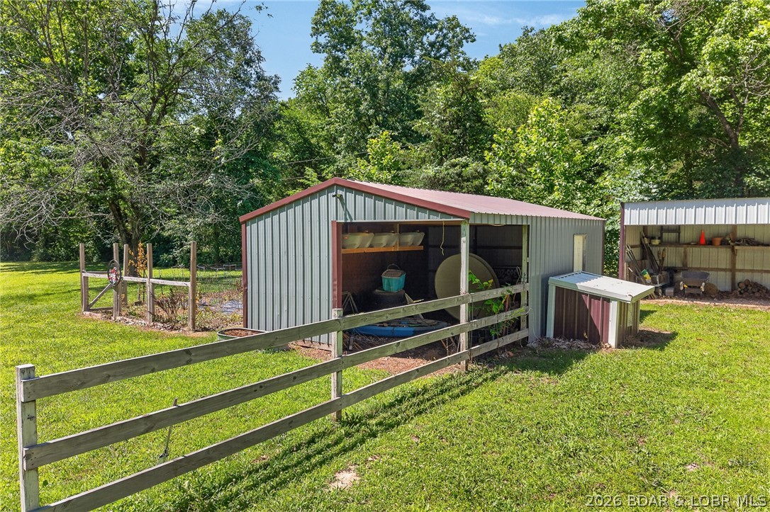 184 State Park Road Brumley, MO 65017 - Photo 59 of 96 Barn