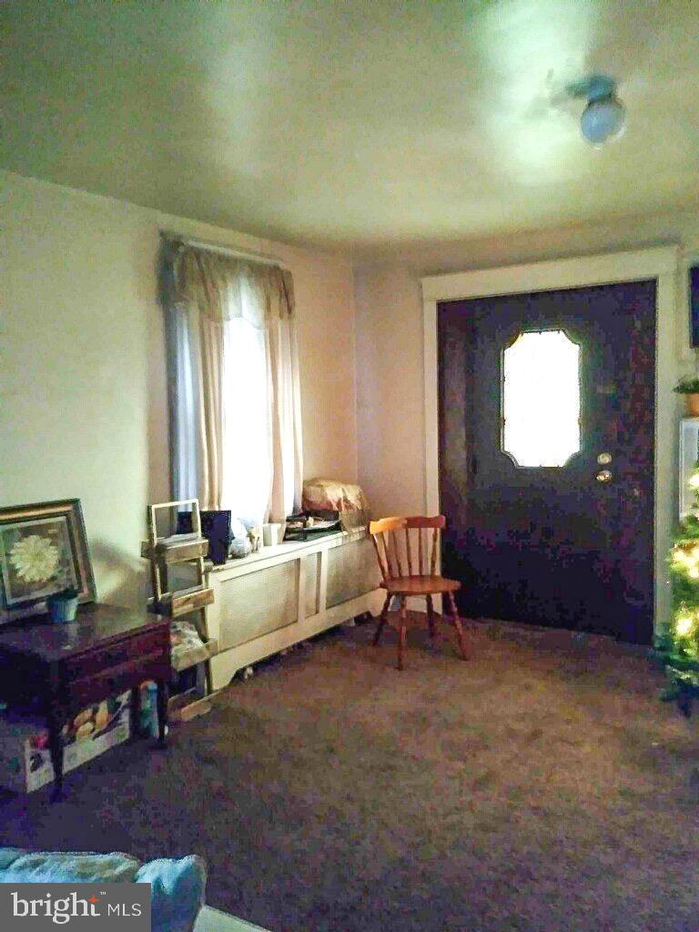 228 Heather Road Upper Darby, PA 19082 - Photo 5 of 21 Living Rm 3