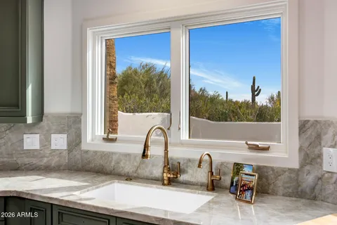 $1,525,000 | 9349 East Calle De Valle Drive, Scottsdale, AZ 85255