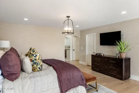 $1,525,000 | 9349 East Calle De Valle Drive, Scottsdale, AZ 85255