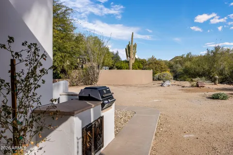 $1,525,000 | 9349 East Calle De Valle Drive, Scottsdale, AZ 85255