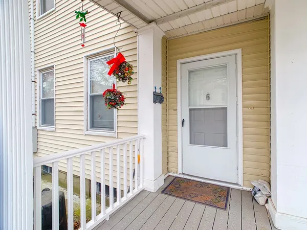$4,500 | 6 Webster Street, Unit 1, Somerville, MA 02145