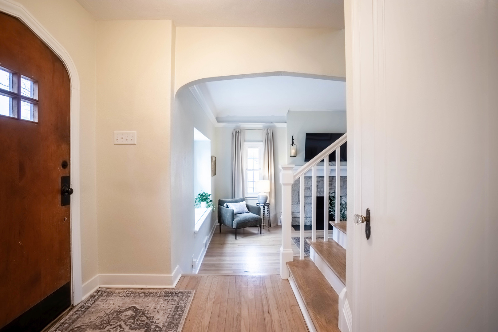 1604 West Springfield Avenue Champaign, IL 61821 - Photo 4 of 29 Gallery Image 4