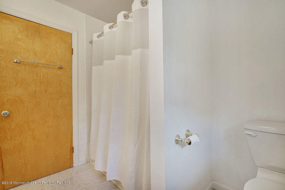 71 Millstone Road Perrineville, NJ 08535 - Photo 29 of 60 029_71_millstone_rd-millstone_1557839377