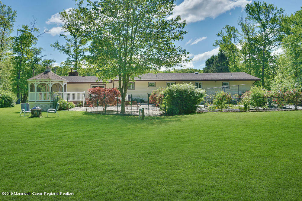 71 Millstone Road Perrineville, NJ 08535 - Photo 58 of 60 058_dsc08765-dsc08769_1