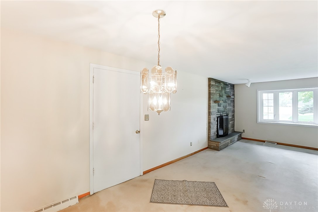 139 Parkhurst Road Beavercreek, OH 45440 - Photo 7 of 26