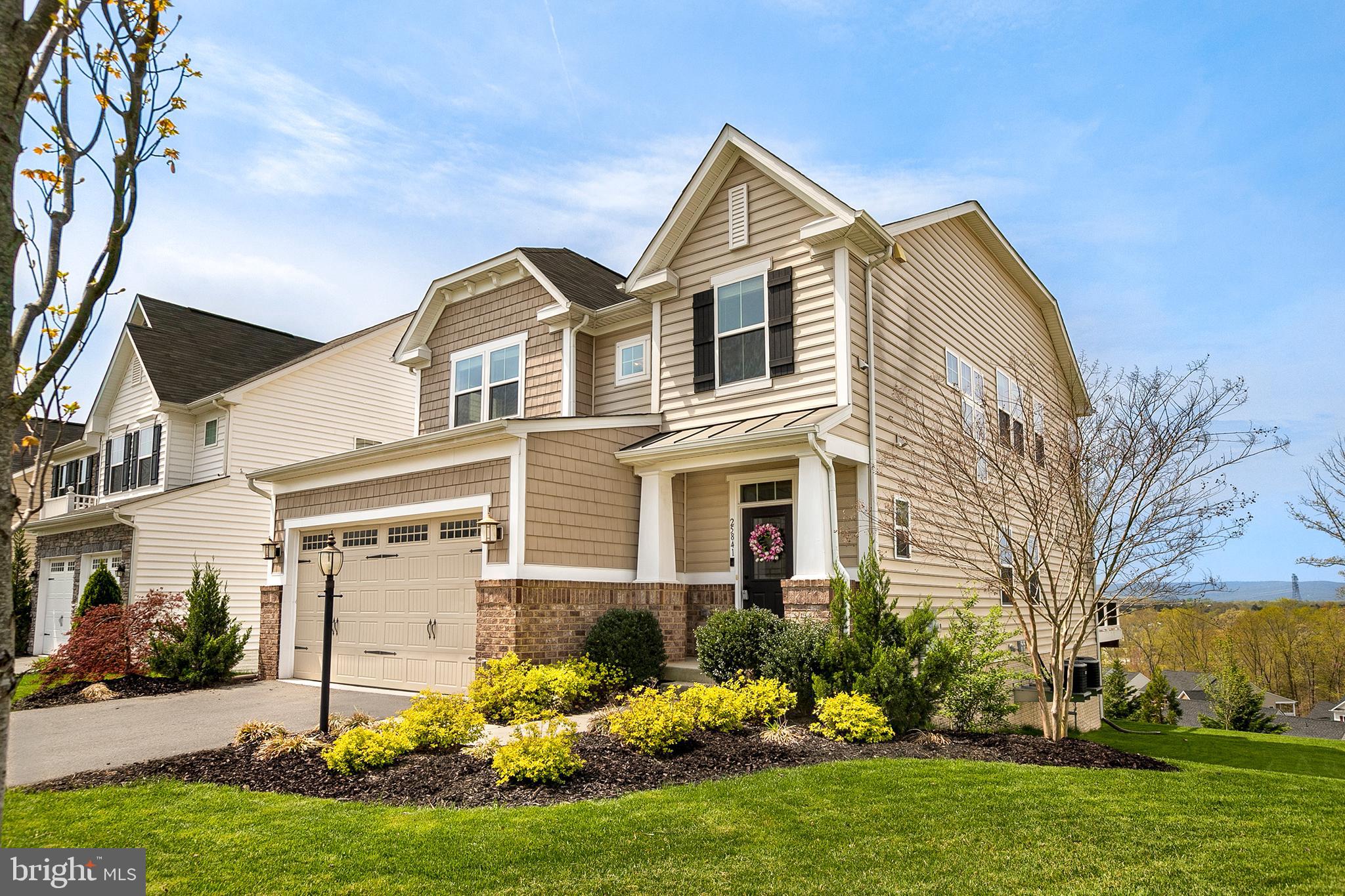 25841 Racing Sun Drive Aldie, VA 20105 - Photo 2 of 53 Gallery Image 2