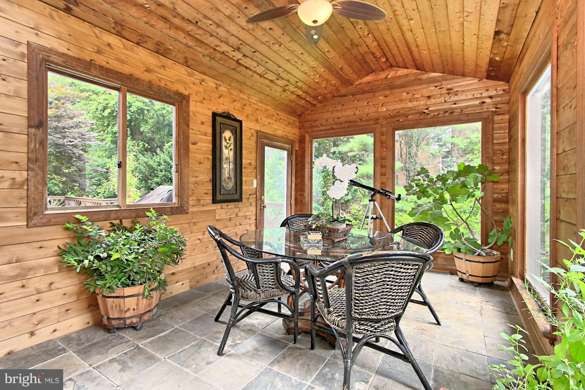 10100 Colvin Run Road Great Falls, VA 22066 - Photo 14 of 30 Interior (General)