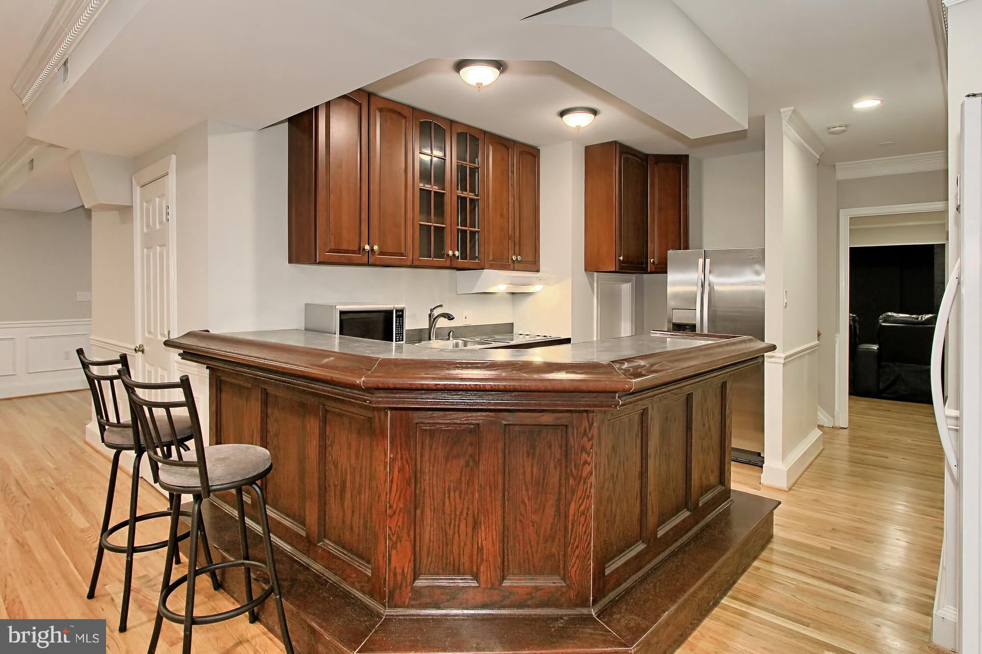 10100 Colvin Run Road Great Falls, VA 22066 - Photo 26 of 30 Rec Room Bar area