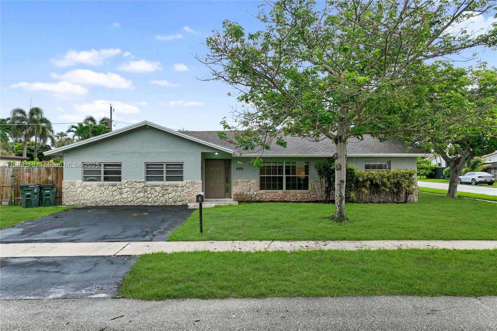 1000 Northwest 17th Avenue Boca Raton, FL 33486 - Photo 2 of 37