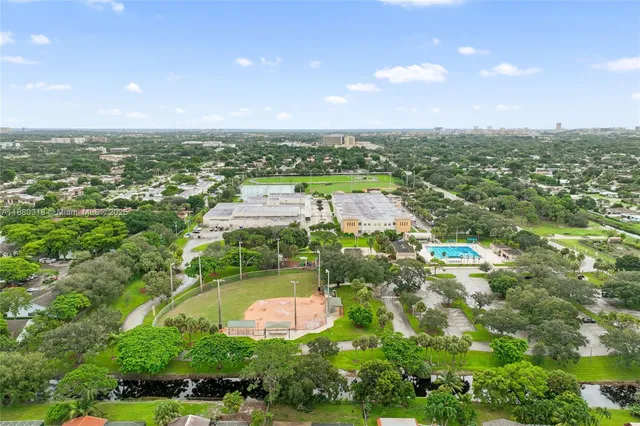 $772,500 | 1000 Northwest 17th Avenue, Boca Raton, FL 33486