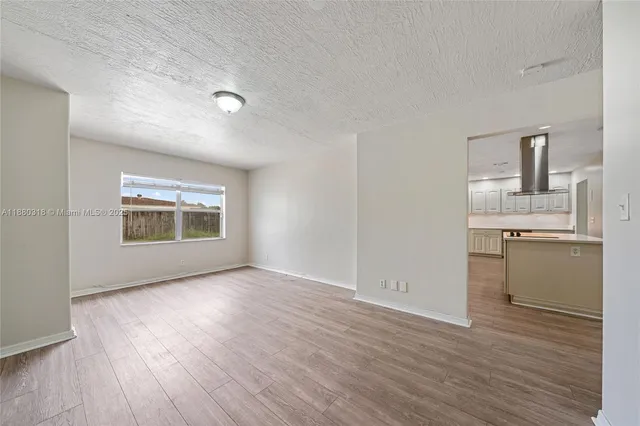 $772,500 | 1000 Northwest 17th Avenue, Boca Raton, FL 33486